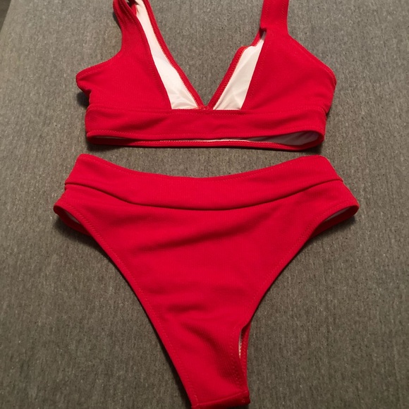 ☀️ SHEIN Bright Red Bikini - Picture 2 of 3